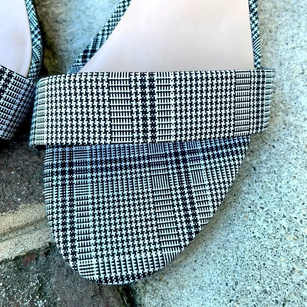 Aldo Black and White Glen Plaid Heels. Size 8.
